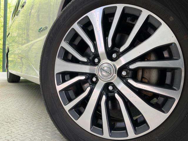 セレナ ハイウェイスターＳ－ＨＶアドバンスドセーフティパック　後席モニター　純正８インチナビ　全周囲カメラ　禁煙車　エマージェンシーブレーキ　両側電動スライドドア　ＥＴＣ　ＬＥＤヘッド　クルーズコントロール　コーナーセンサー　リアオートエアコン（15枚目）