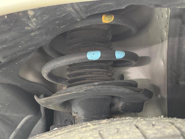 セレナ ハイウェイスターＳ－ＨＶアドバンスドセーフティパック　後席モニター　純正８インチナビ　全周囲カメラ　禁煙車　エマージェンシーブレーキ　両側電動スライドドア　ＥＴＣ　ＬＥＤヘッド　クルーズコントロール　コーナーセンサー　リアオートエアコン（21枚目）