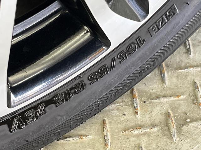 タント カスタムＲＳ　トップエディションＳＡＩＩＩ　ターボ　純正ナビ　両側電動　バックカメラ　衝突被害軽減システム　禁煙車　ハーフレザー　シートヒーター　スマートキー　ＬＥＤヘッド　ＥＴＣ　純正１５インチアルミ　Ｂｌｕｅｔｏｏｔｈ（33枚目）