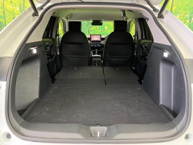 ヴェゼル ｅ：ＨＥＶ　Ｚ　９インチＳＤナビ　バックカメラ　禁煙車　ホンダセンシング　アダプティブクルーズ　ハンズフリーパワーバックドア　ＥＴＣ　前席シートヒーター　ハーフレザーシート　ＬＥＤヘッド　ブラインドスポットモニター（11枚目）