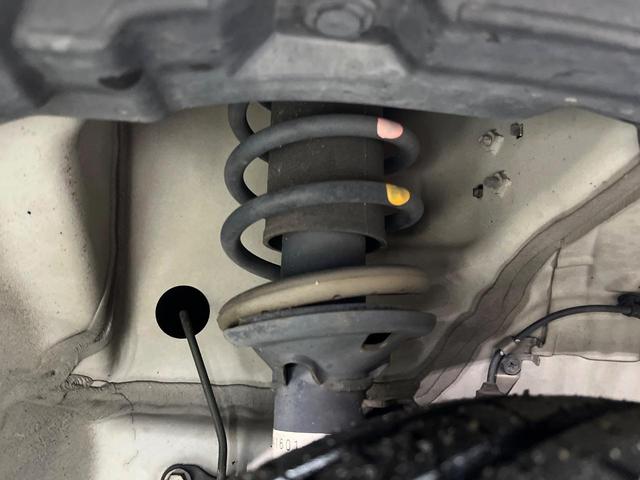 スペーシア Ｘリミテッド　純正ナビ　両側電動ドア　バックカメラ　衝突被害軽減システム　禁煙車　シートヒーター　前後ドラレコ　スマートキー　ＨＩＤヘッド　ＥＴＣ　純正１４インチアルミ　オートエアコン（21枚目）