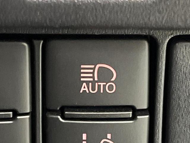 ヴォクシー ＺＳ　煌ＩＩＩ　後期　９型ナビ　両側電動　バックカメラ　セーフティセンス　前後ドラレコ　コーナーセンサー　スマートキー　ＬＥＤヘッド　ビルトインＥＴＣ　クルコン　純正１６インチアルミ　Ｗエアコン（68枚目）