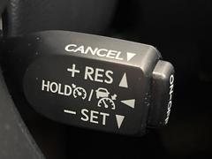 �ڥ졼�������롼������ȥ�����۹�®ƻϩ�Ǥ�Ĺ��Υ���Ԥ��ڤˡ�����ư��®�٤��ݤĥ��롼������ȥ����뤬�����ͷڸ������ƥ��Ϣ�Ȥ��������μ�ξ���Τ��Ƽִ֤��ݤĤ褦��®��Ĵ�ᤷ�Ƥ���ޤ����� 7