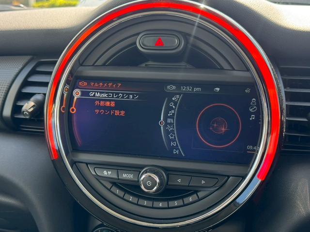 ＭＩＮＩ クーパー　ワンオーナー　純正ナビ　バックモニター　Ｂｌｕｅｔｏｏｔｈ　純正１７インチＡＷ　ＥＴＣ　ミュージックサーバー　プッシュスタート　スペアキー　ＡＵＸ　ＵＳＢ　フォグランプ（16枚目）