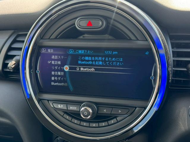 ＭＩＮＩ クーパー　ワンオーナー　純正ナビ　バックモニター　Ｂｌｕｅｔｏｏｔｈ　純正１７インチＡＷ　ＥＴＣ　ミュージックサーバー　プッシュスタート　スペアキー　ＡＵＸ　ＵＳＢ　フォグランプ（17枚目）