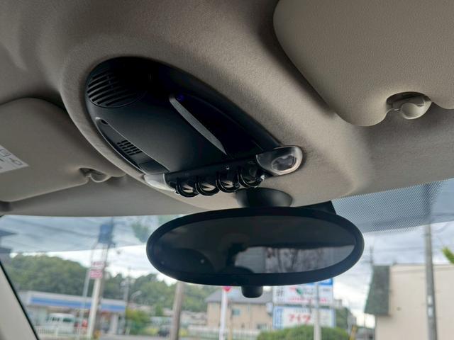 ＭＩＮＩ クーパーＳＤ　クロスオーバー　ナビ　フルセグＴＶ　バックカメラ　Ｂｌｕｅｔｏｏｔｈ　ミュージックサーバー　ルーフレール　ＣＤ＆ＤＶＤ再生　純正１８インチＡＷ　ＨＩＤヘッドライト　オートライト　ＥＴＣ　ＭＴモード付　電格ミラー（29枚目）