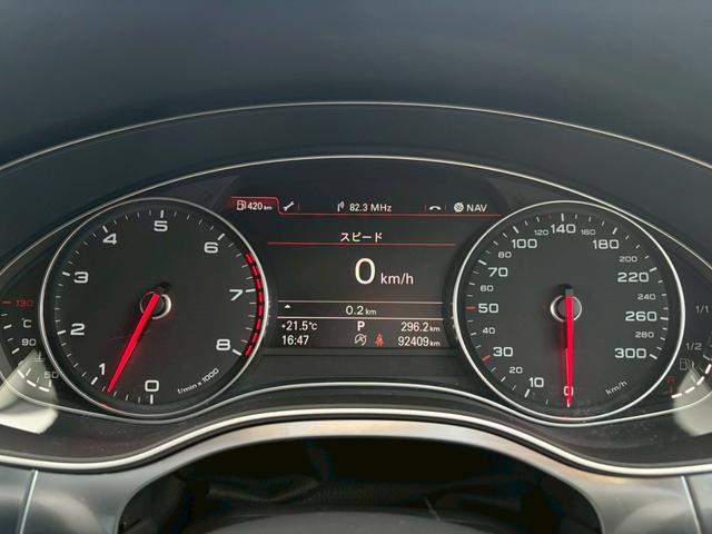 Ａ６アバント ２．８ＦＳＩクワトロ　４ＷＤ　純正ＨＤＤナビ　フリップダウンモニター　ＬＥＤヘットライト　ＥＴＣ　スマートキー　本革シート　シートヒーター　パワーシート　バックカメラ　クルコン　フルセグＴＶ　コーナーセンサー（16枚目）