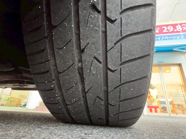 Ａ６アバント ２．８ＦＳＩクワトロ　４ＷＤ　純正ＨＤＤナビ　フリップダウンモニター　ＬＥＤヘットライト　ＥＴＣ　スマートキー　本革シート　シートヒーター　パワーシート　バックカメラ　クルコン　フルセグＴＶ　コーナーセンサー（42枚目）