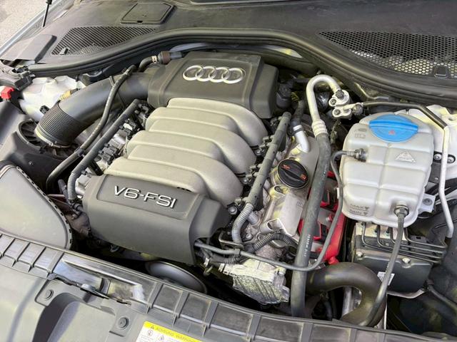 Ａ６アバント ２．８ＦＳＩクワトロ　４ＷＤ　純正ＨＤＤナビ　フリップダウンモニター　ＬＥＤヘットライト　ＥＴＣ　スマートキー　本革シート　シートヒーター　パワーシート　バックカメラ　クルコン　フルセグＴＶ　コーナーセンサー（44枚目）