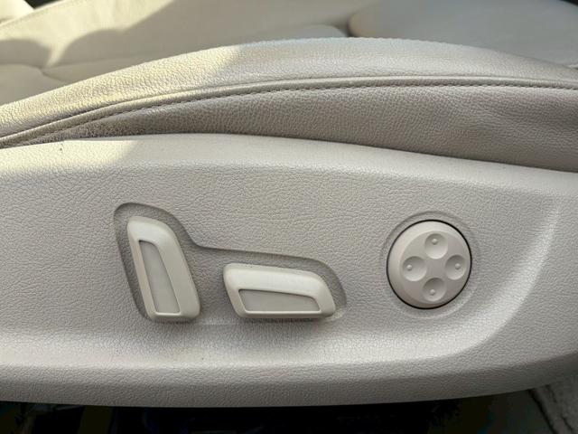 Ａ５カブリオレ ２．０ＴＦＳＩクワトロ　電動オープン　４ＷＤ　ドラレコ　バックカメラ　純正ナビ　クルコン　ＥＴＣ　パワーシート　シートヒーター　Ｗエアコン　純正１８インチＡＷ　コーナーセンサー　アイドリングストップ　パーキングアシスト（41枚目）