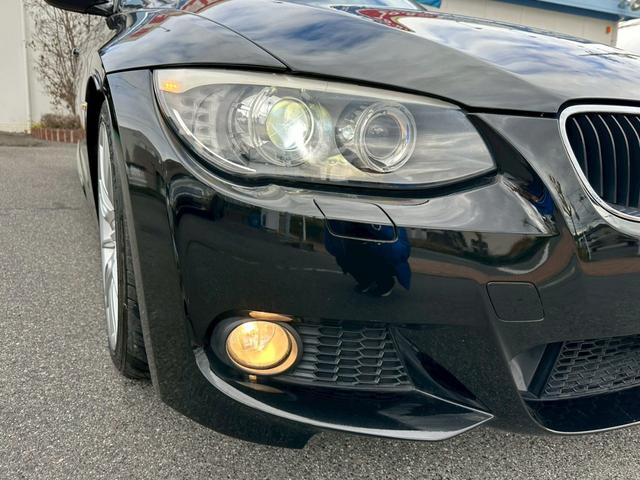 ３シリーズ ３２０ｉ　Ｍスポーツパッケージ　純正ナビ　バックカメラ　スマートキー　プッシュスタート　パワーシート　ミュージックサーバー　ＣＤ＆ＤＶＤ再生　ＡＵＸ　パーキングアシスト　純正１８インチＡＷ　ミラー型ＥＴＣ　オートライト（32枚目）