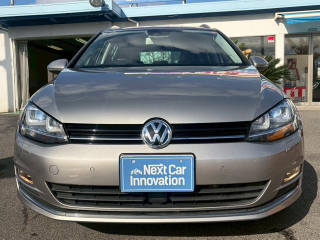 ゴルフヴァリアント ＴＳＩハイラインブルーモーションテクノロジー　８インチナビ　地デジＴＶ　バックカメラ　パーキングアシスト　クルコン　ターボ車　アイドリングストップ　ＨＩＤヘットライト　レーンキープアシスト　コーナーセンサー　Ｗエアコン　ステアリングスイッチ（32枚目）