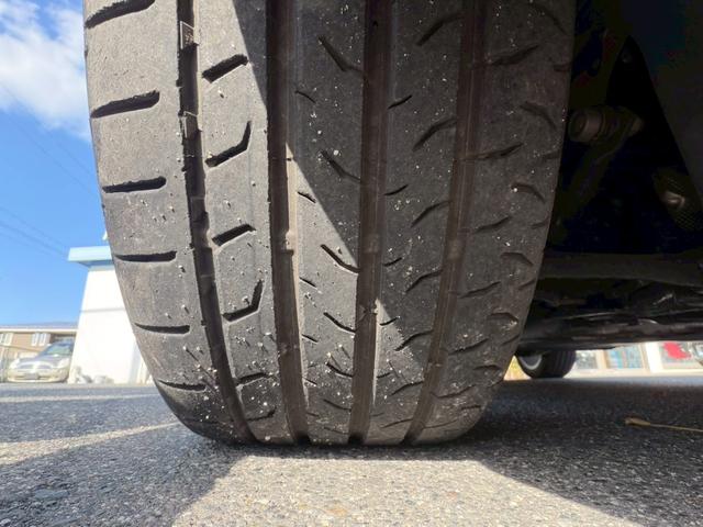 ゴルフヴァリアント ＴＳＩハイラインブルーモーションテクノロジー　８インチナビ　地デジＴＶ　バックカメラ　パーキングアシスト　クルコン　ターボ車　アイドリングストップ　ＨＩＤヘットライト　レーンキープアシスト　コーナーセンサー　Ｗエアコン　ステアリングスイッチ（38枚目）