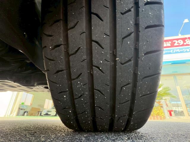 ゴルフヴァリアント ＴＳＩハイラインブルーモーションテクノロジー　８インチナビ　地デジＴＶ　バックカメラ　パーキングアシスト　クルコン　ターボ車　アイドリングストップ　ＨＩＤヘットライト　レーンキープアシスト　コーナーセンサー　Ｗエアコン　ステアリングスイッチ（41枚目）