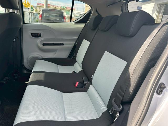 アクア Ｓ　ワンオーナー　リアスポイラー　純正ナビ　スマートキー　前後ドラレコ　バックカメラ　Ｂｌｕｅｔｏｏｔｈ　ＣＤ＆ＤＶＤ再生　プッシュスタート　ＬＥＤヘッドライト　オートライト　ステアスイッチ　ＥＴＣ（13枚目）