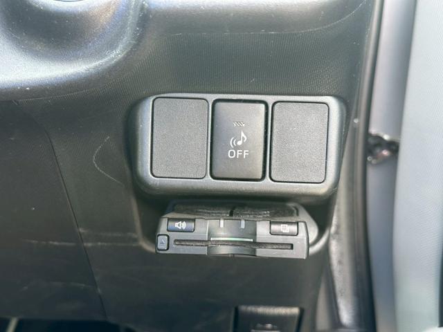 アクア Ｓ　ワンオーナー　リアスポイラー　純正ナビ　スマートキー　前後ドラレコ　バックカメラ　Ｂｌｕｅｔｏｏｔｈ　ＣＤ＆ＤＶＤ再生　プッシュスタート　ＬＥＤヘッドライト　オートライト　ステアスイッチ　ＥＴＣ（30枚目）