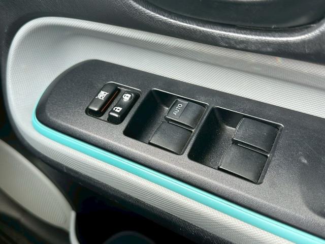 アクア Ｓ　ワンオーナー　リアスポイラー　純正ナビ　スマートキー　前後ドラレコ　バックカメラ　Ｂｌｕｅｔｏｏｔｈ　ＣＤ＆ＤＶＤ再生　プッシュスタート　ＬＥＤヘッドライト　オートライト　ステアスイッチ　ＥＴＣ（32枚目）