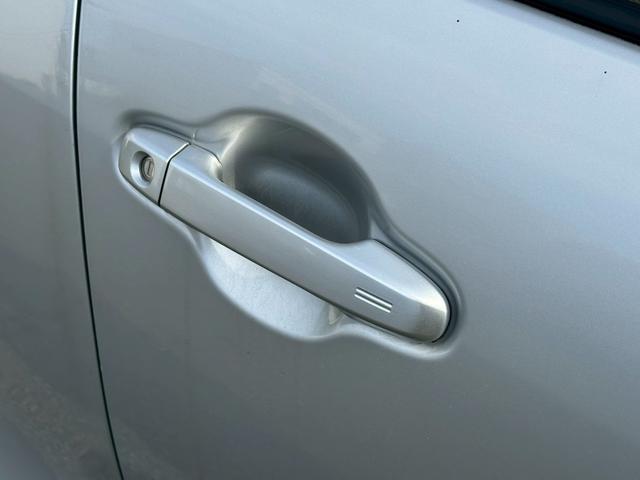 アクア Ｓ　ワンオーナー　リアスポイラー　純正ナビ　スマートキー　前後ドラレコ　バックカメラ　Ｂｌｕｅｔｏｏｔｈ　ＣＤ＆ＤＶＤ再生　プッシュスタート　ＬＥＤヘッドライト　オートライト　ステアスイッチ　ＥＴＣ（35枚目）