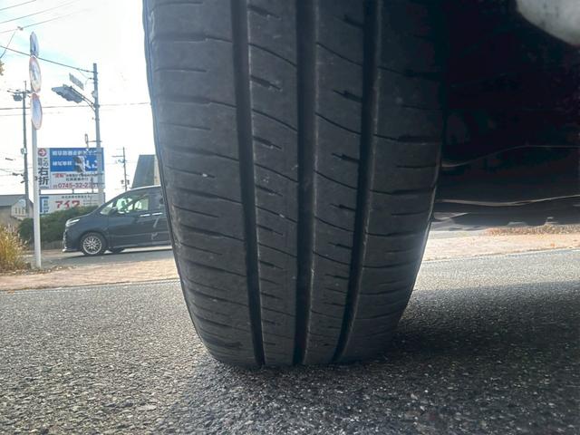 アクア Ｓ　ワンオーナー　リアスポイラー　純正ナビ　スマートキー　前後ドラレコ　バックカメラ　Ｂｌｕｅｔｏｏｔｈ　ＣＤ＆ＤＶＤ再生　プッシュスタート　ＬＥＤヘッドライト　オートライト　ステアスイッチ　ＥＴＣ（38枚目）