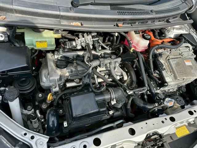 アクア Ｓ　ワンオーナー　リアスポイラー　純正ナビ　スマートキー　前後ドラレコ　バックカメラ　Ｂｌｕｅｔｏｏｔｈ　ＣＤ＆ＤＶＤ再生　プッシュスタート　ＬＥＤヘッドライト　オートライト　ステアスイッチ　ＥＴＣ（40枚目）