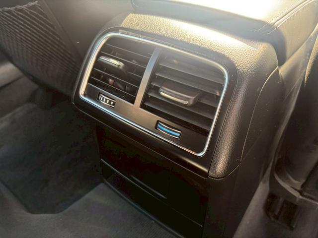 A4アバント 2.0TFSI Sラインパッケージ パワーバックドア 純正ナビ TV バックカメラ ETC シートヒーター ハーフレザーシート パワーシート アイドリングストップ コーナーセンサー パドルシフト スマートキー(28枚目)