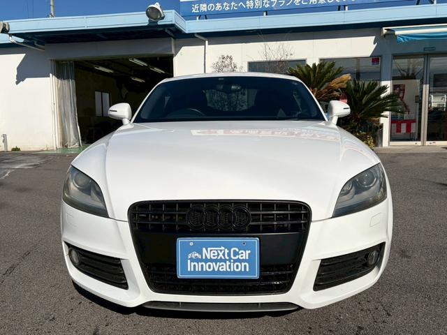 TTクーペ 2.0TFSI Sラインパッケージ ハーフレザーシート 純正ナビ パワーシート 電動リヤスポイラー フルセグTV バックカメラ Bluetooth CD&DVD再生 バックソナー パドルシフト アルミペダル ETC(3枚目)