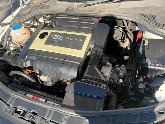 TTクーペ 2.0TFSI Sラインパッケージ ハーフレザーシート 純正ナビ パワーシート 電動リヤスポイラー フルセグTV バックカメラ Bluetooth CD&DVD再生 バックソナー パドルシフト アルミペダル ETC(39枚目)