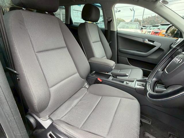 Ａ３ スポーツバック１．４ＴＦＳＩ　ＳＥパッケージ　純正ナビ　ＴＶ　ＥＴＣ　ターボ　ウィンカーミラー　オートライト　Ｂｌｕｅｔｏｏｔｈ　ステアリングスイッチ（11枚目）