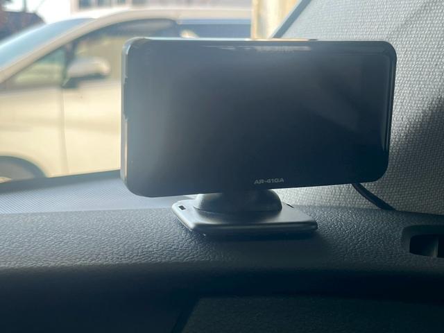 プリウス Ａプレミアム　モデリスタフルエアロ　純正ナビ　衝突軽減ブレーキ　レーンアシスト　パワーシート　バックカメラクルーズコントロール　３６０°ドラレコ　スマートキー　コーナーセンサー　純正１７インチＡＷ　ＥＴＣ（33枚目）