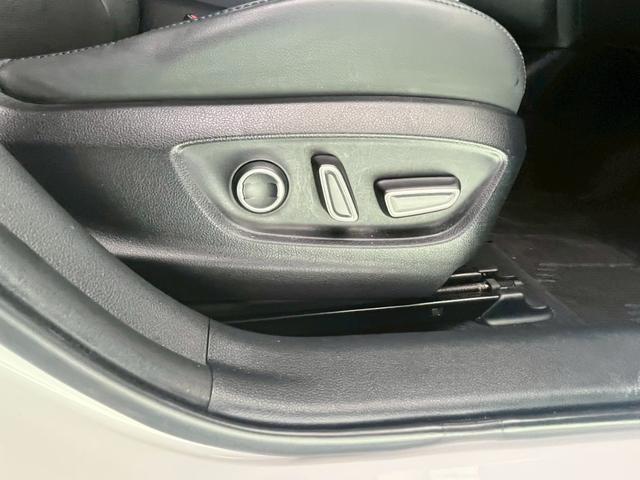 プリウス Ａプレミアム　モデリスタフルエアロ　純正ナビ　衝突軽減ブレーキ　レーンアシスト　パワーシート　バックカメラクルーズコントロール　３６０°ドラレコ　スマートキー　コーナーセンサー　純正１７インチＡＷ　ＥＴＣ（34枚目）