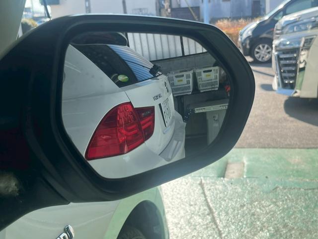 プリウス Ａプレミアム　モデリスタフルエアロ　純正ナビ　衝突軽減ブレーキ　レーンアシスト　パワーシート　バックカメラクルーズコントロール　３６０°ドラレコ　スマートキー　コーナーセンサー　純正１７インチＡＷ　ＥＴＣ（36枚目）