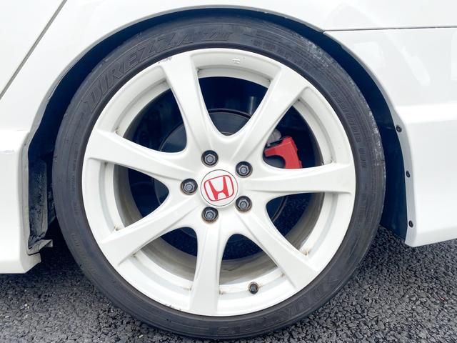 シビック タイプＲ　☆ｅｌＳＰＯＲＴ車高調　ゼロファイターマフラー　カーボントランク（ボディ色塗分け塗装）ブレンボキャリパー　１８インチＡＷ　６速ＭＴ　カロッツェリアナビ　フルセグ　ＥＴＣ　黒内装☆（39枚目）