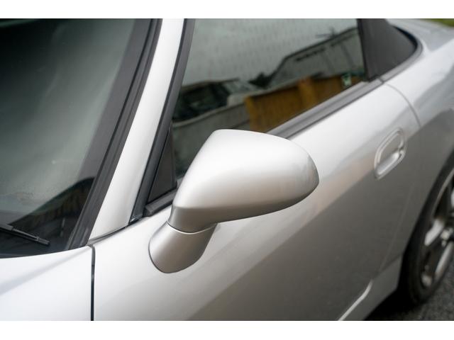 S2000 タイプV VGS VTEC 6速MT 専用ステアリング HONDAACCESSユーロパフォーマンスR5 17インチAW 黒幌 黒内装 ハーフレザーシート レーダー プッシュスタート HIDヘッドライト ABS(15枚目)