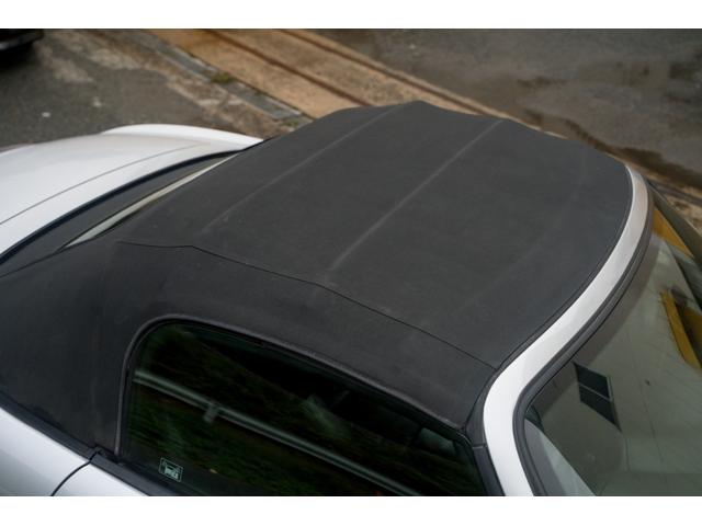 S2000 タイプV VGS VTEC 6速MT 専用ステアリング HONDAACCESSユーロパフォーマンスR5 17インチAW 黒幌 黒内装 ハーフレザーシート レーダー プッシュスタート HIDヘッドライト ABS(23枚目)