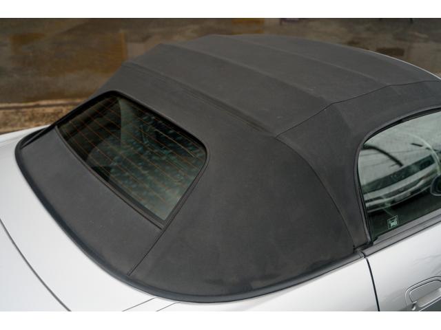 S2000 タイプV VGS VTEC 6速MT 専用ステアリング HONDAACCESSユーロパフォーマンスR5 17インチAW 黒幌 黒内装 ハーフレザーシート レーダー プッシュスタート HIDヘッドライト ABS(25枚目)