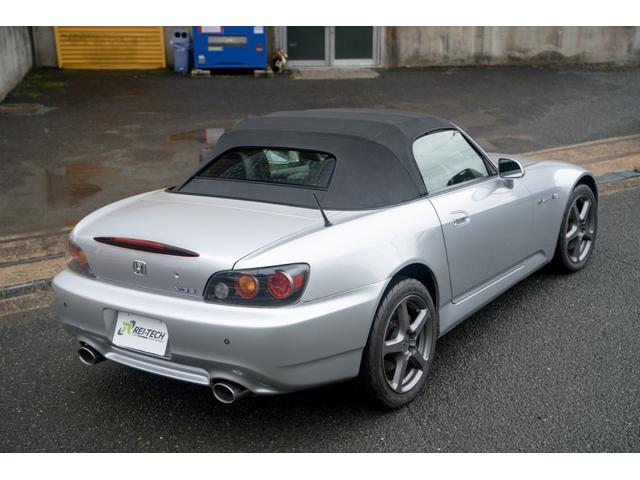 S2000 タイプV VGS VTEC 6速MT 専用ステアリング HONDAACCESSユーロパフォーマンスR5 17インチAW 黒幌 黒内装 ハーフレザーシート レーダー プッシュスタート HIDヘッドライト ABS(28枚目)