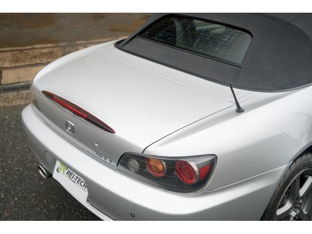 S2000 タイプV VGS VTEC 6速MT 専用ステアリング HONDAACCESSユーロパフォーマンスR5 17インチAW 黒幌 黒内装 ハーフレザーシート レーダー プッシュスタート HIDヘッドライト ABS(30枚目)