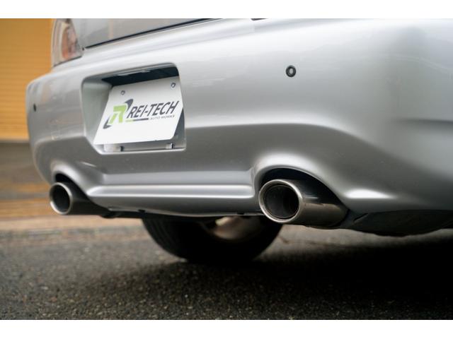 S2000 タイプV VGS VTEC 6速MT 専用ステアリング HONDAACCESSユーロパフォーマンスR5 17インチAW 黒幌 黒内装 ハーフレザーシート レーダー プッシュスタート HIDヘッドライト ABS(34枚目)