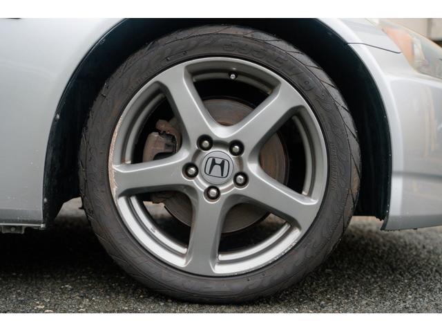 S2000 タイプV VGS VTEC 6速MT 専用ステアリング HONDAACCESSユーロパフォーマンスR5 17インチAW 黒幌 黒内装 ハーフレザーシート レーダー プッシュスタート HIDヘッドライト ABS(38枚目)