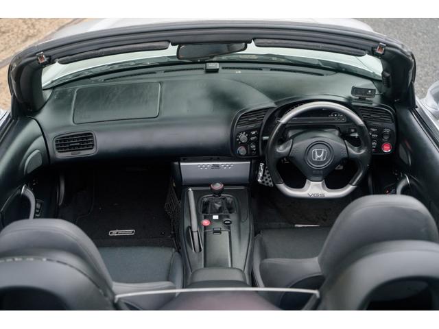 S2000 タイプV VGS VTEC 6速MT 専用ステアリング HONDAACCESSユーロパフォーマンスR5 17インチAW 黒幌 黒内装 ハーフレザーシート レーダー プッシュスタート HIDヘッドライト ABS(56枚目)