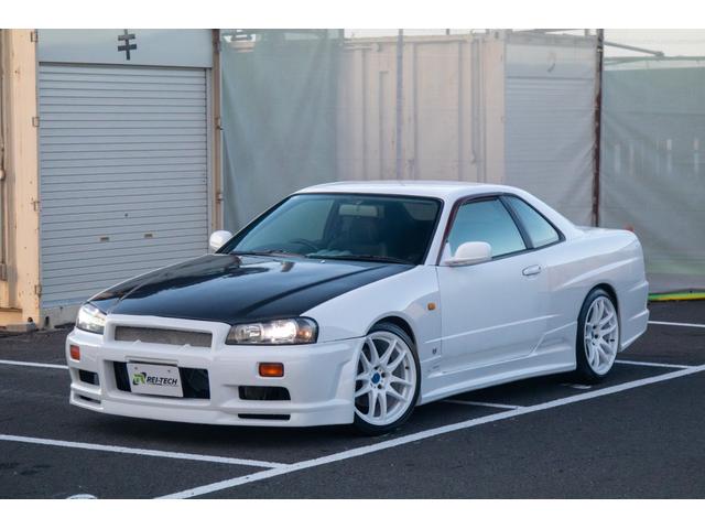 スカイライン ２５ＧＴターボ　純正５速ＭＴ　フルエアロ　車高調　１８インチＡＷ　ＷＯＲＫＣＲｋａｉ極　対向キャリパー　柿本改マフラー　Ｄｅｆｉブースト・水温・油温計　ＧＲｅｄｄｙブーコン　ターボタイマー　ＭＯＭＯステ　ＥＴＣ（10枚目）
