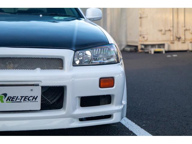 スカイライン ２５ＧＴターボ　純正５速ＭＴ　フルエアロ　車高調　１８インチＡＷ　ＷＯＲＫＣＲｋａｉ極　対向キャリパー　柿本改マフラー　Ｄｅｆｉブースト・水温・油温計　ＧＲｅｄｄｙブーコン　ターボタイマー　ＭＯＭＯステ　ＥＴＣ（16枚目）