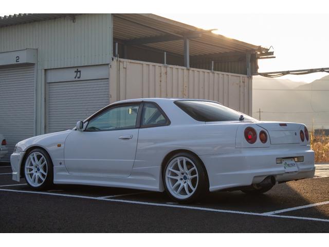 スカイライン ２５ＧＴターボ　純正５速ＭＴ　フルエアロ　車高調　１８インチＡＷ　ＷＯＲＫＣＲｋａｉ極　対向キャリパー　柿本改マフラー　Ｄｅｆｉブースト・水温・油温計　ＧＲｅｄｄｙブーコン　ターボタイマー　ＭＯＭＯステ　ＥＴＣ（25枚目）