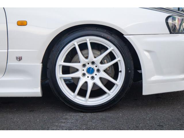 スカイライン ２５ＧＴターボ　純正５速ＭＴ　フルエアロ　車高調　１８インチＡＷ　ＷＯＲＫＣＲｋａｉ極　対向キャリパー　柿本改マフラー　Ｄｅｆｉブースト・水温・油温計　ＧＲｅｄｄｙブーコン　ターボタイマー　ＭＯＭＯステ　ＥＴＣ（34枚目）