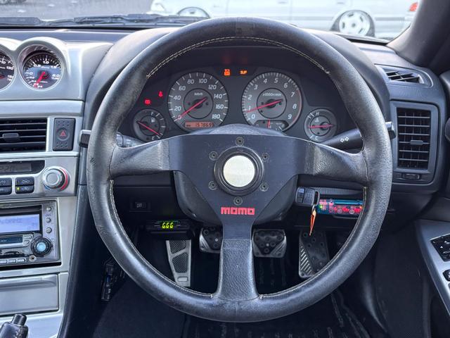 スカイライン ２５ＧＴターボ　純正５速ＭＴ　フルエアロ　車高調　１８インチＡＷ　ＷＯＲＫＣＲｋａｉ極　対向キャリパー　柿本改マフラー　Ｄｅｆｉブースト・水温・油温計　ＧＲｅｄｄｙブーコン　ターボタイマー　ＭＯＭＯステ　ＥＴＣ（53枚目）
