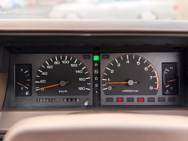 �����s�P�U���L����ł����A�G���W��������ى����Ȃ����q�����ł���