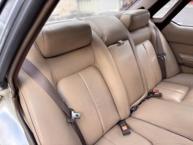 �����A�V�[�g�͎g�p���Ȃ��ƂĂ��Y��ȏ�Ԃł���