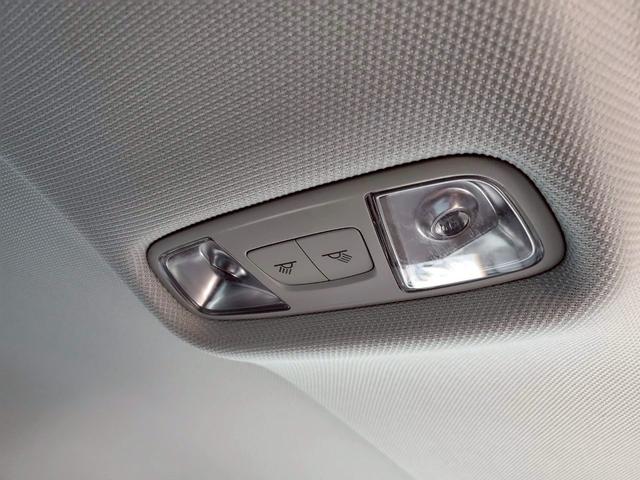 Ａ１スポーツバック １．４ＴＦＳＩ　１．４ＴＦＳＩ（５名）正規輸入車　２トーンルーフ　前後ドラレコ　スペアキー有　スマートキー　純正ナビ　Ｂｌｕｅｔｏｏｔｈ　フルセグ　ＣＤ　ＤＶＤ　ＳＤ　取説　保証書　純正１７インチアルミ　革ハンドル（47枚目）