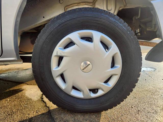 ＮＶ１００クリッパーバン ＧＸ　ルーフラック　ＥＴＣ　純正ナビ　ワンセグ　Ｂｌｕｅｔｏｏｔｈ　ＡＴ　キーレス　２列目ヘッドレスト付き（20枚目）