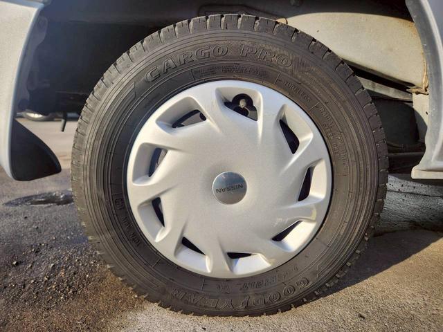 ＮＶ１００クリッパーバン ＧＸ　ルーフラック　ＥＴＣ　純正ナビ　ワンセグ　Ｂｌｕｅｔｏｏｔｈ　ＡＴ　キーレス　２列目ヘッドレスト付き（22枚目）